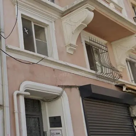 Appartement Beautiful 1 Bedroom Apt. W/ac 400 Meters Taksim Square Istanboel