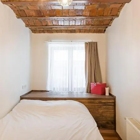 Beautiful 1 Bedroom Apt. W/ac 400 Meters Taksim Square * Istanboel