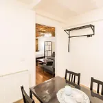 Beautiful 1 Bedroom Apt. W/ac 400 Meters Taksim Square 公寓
