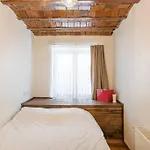 Beautiful 1 Bedroom Apt. W/ac 400 Meters Taksim Square * 伊斯坦布尔